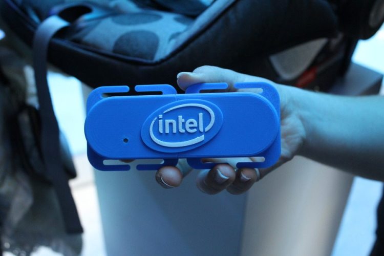 Intel-car-seat-clip